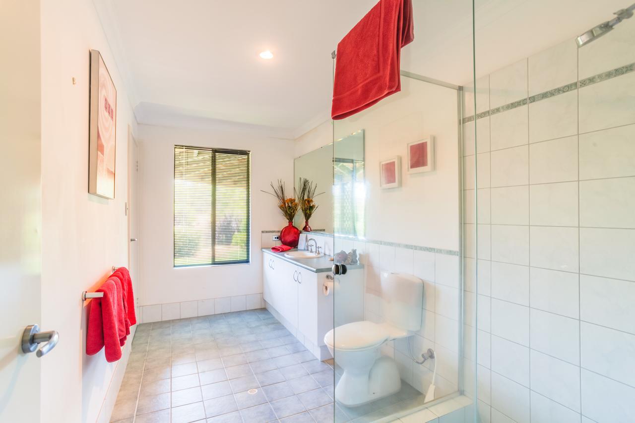 Seatrees Accommodation Yanchep Esterno foto